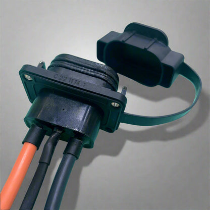 Charging Socket - Amphenol 2 + 6 with 8 Wires (Female) (CAN)