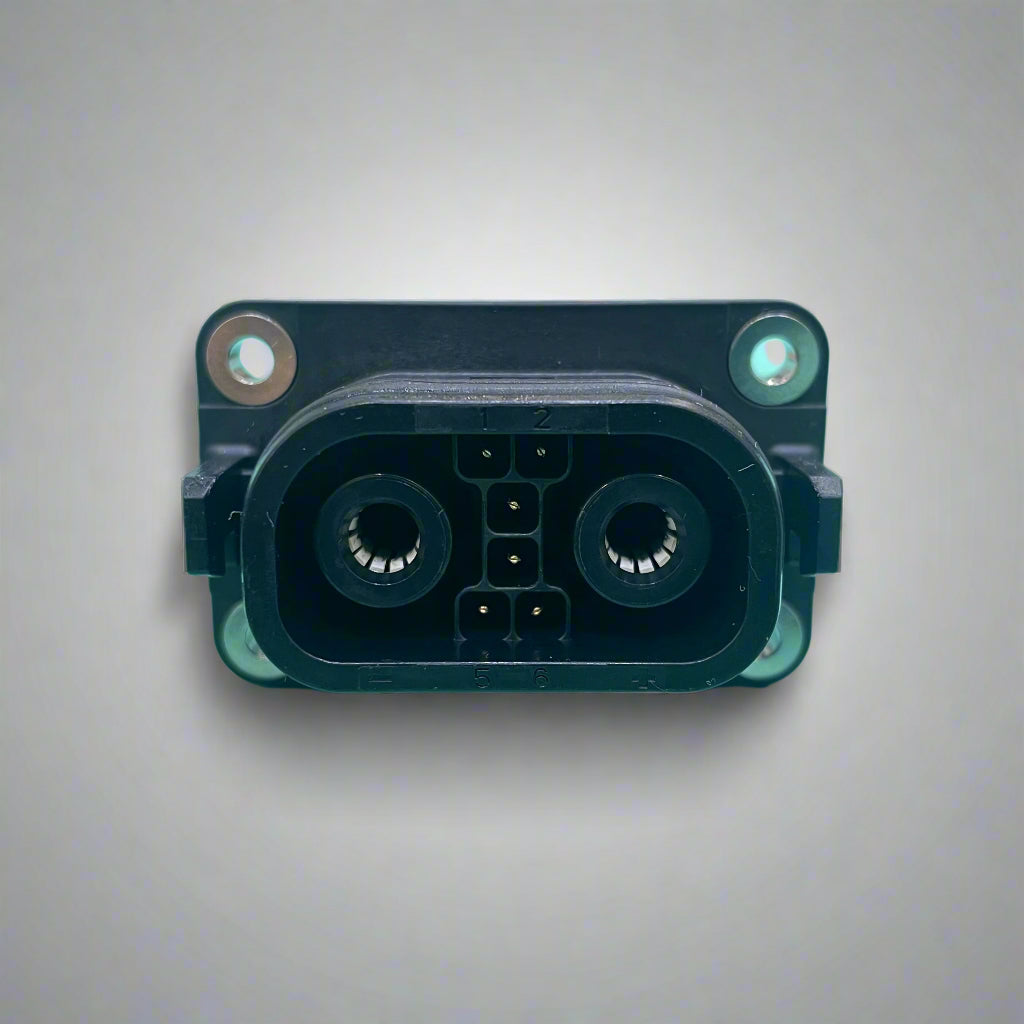 Charging Socket - Amphenol 2 + 6 with 8 Wires (Female) (CAN)