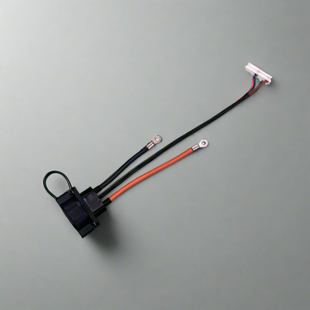 Charging Socket - Amphenol 2 + 6 with 8 Wires (Female) (CAN)